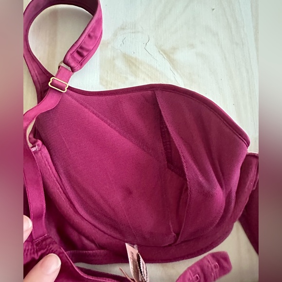 Agent Provocateur Nikita Burgundy 3 Piece Set - Picture 5 of 9